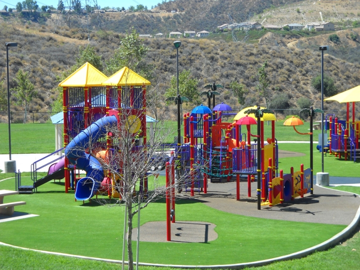 Fake Grass Carpet Tupman, California Playground Turf, Recreational Areas