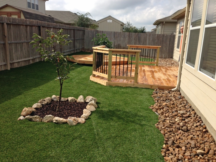 Grass Turf Fish Camp, California Landscape Ideas, Backyard Designs